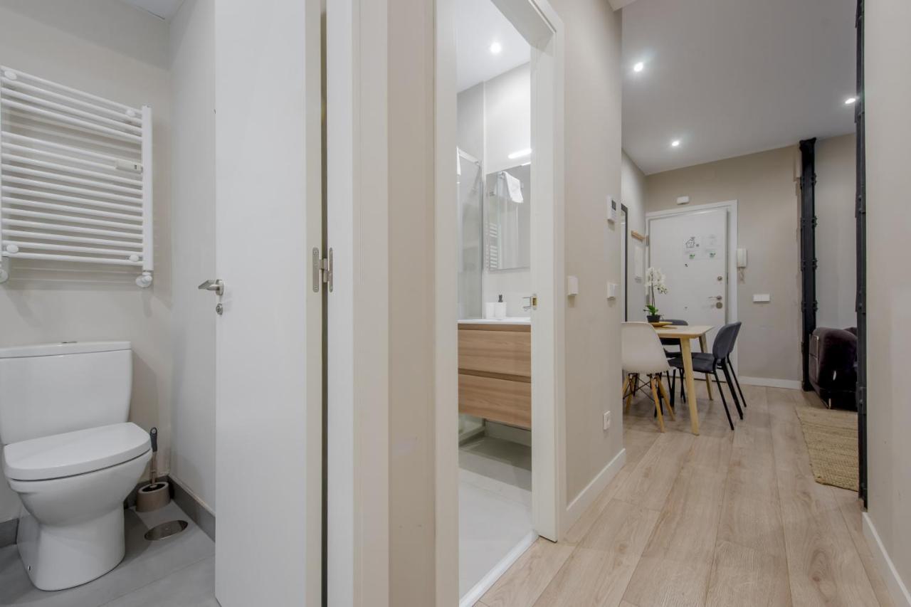 Acogedor Apt 3 Habitaciones Y Terraza En El Centro Madrid Exterior foto