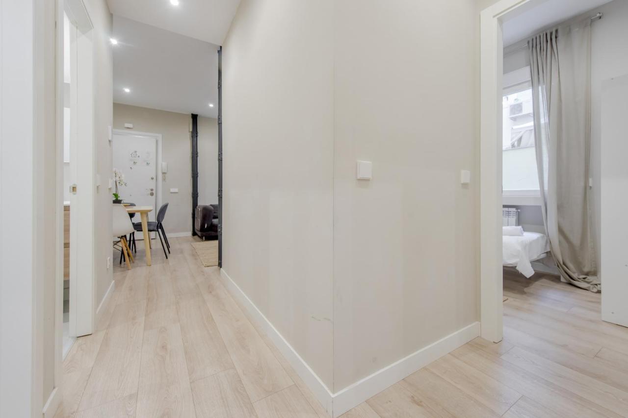 Acogedor Apt 3 Habitaciones Y Terraza En El Centro Madrid Exterior foto